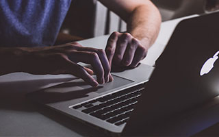 开云体育登录-LPL：WE强开JKL无果后，TES就地反打打出0换3顺势拿下大龙